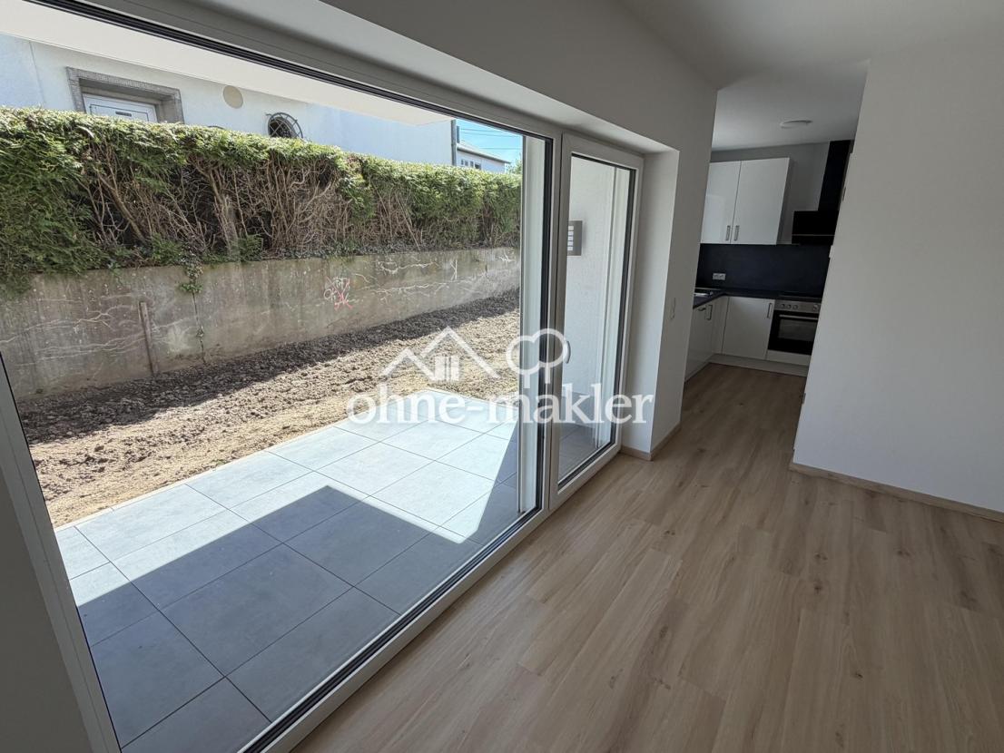 EG re. Terrasse Blick Wozi
