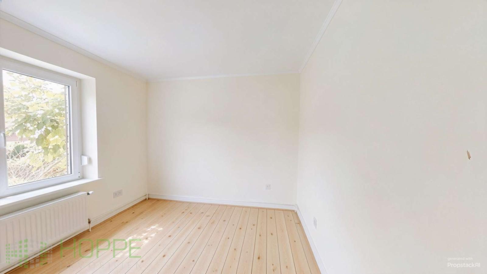Esszimmer - (Renovierung KI generiert)