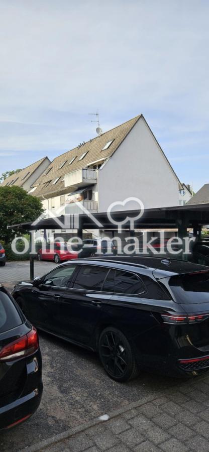 Wohnung oben rechts mit Stellp