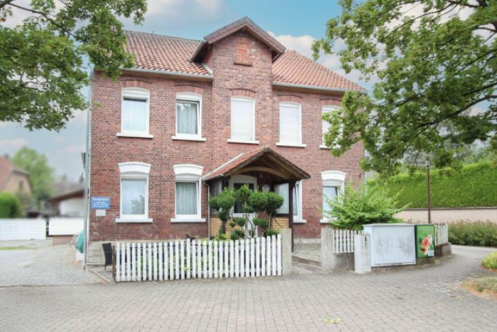 01 Haus