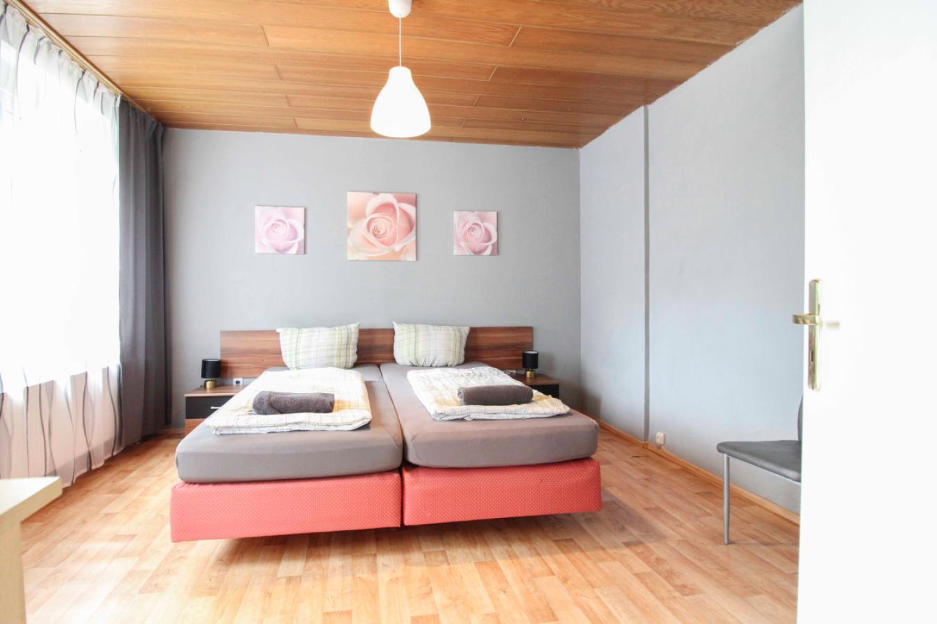 06 Schlafzimmer