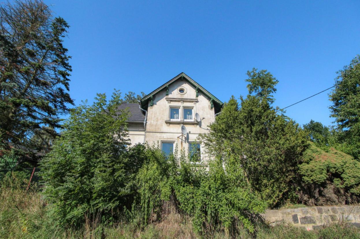 Haus Frontansicht