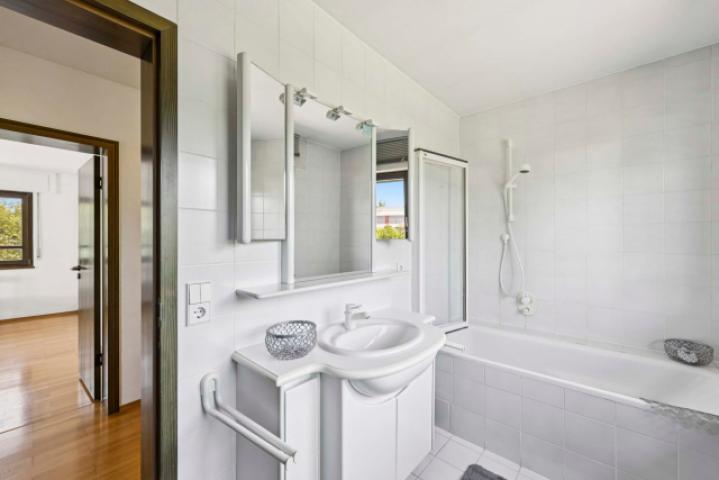 Badezimmer 2-OG