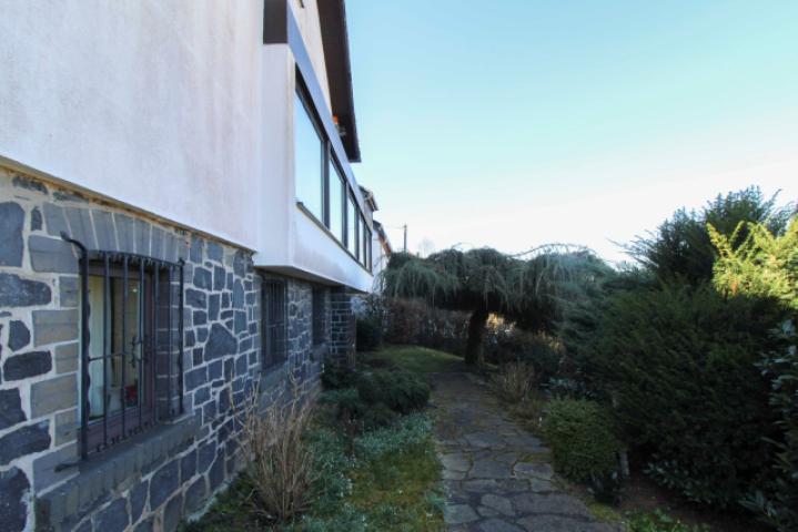 Terrasse Sockel Haus 13