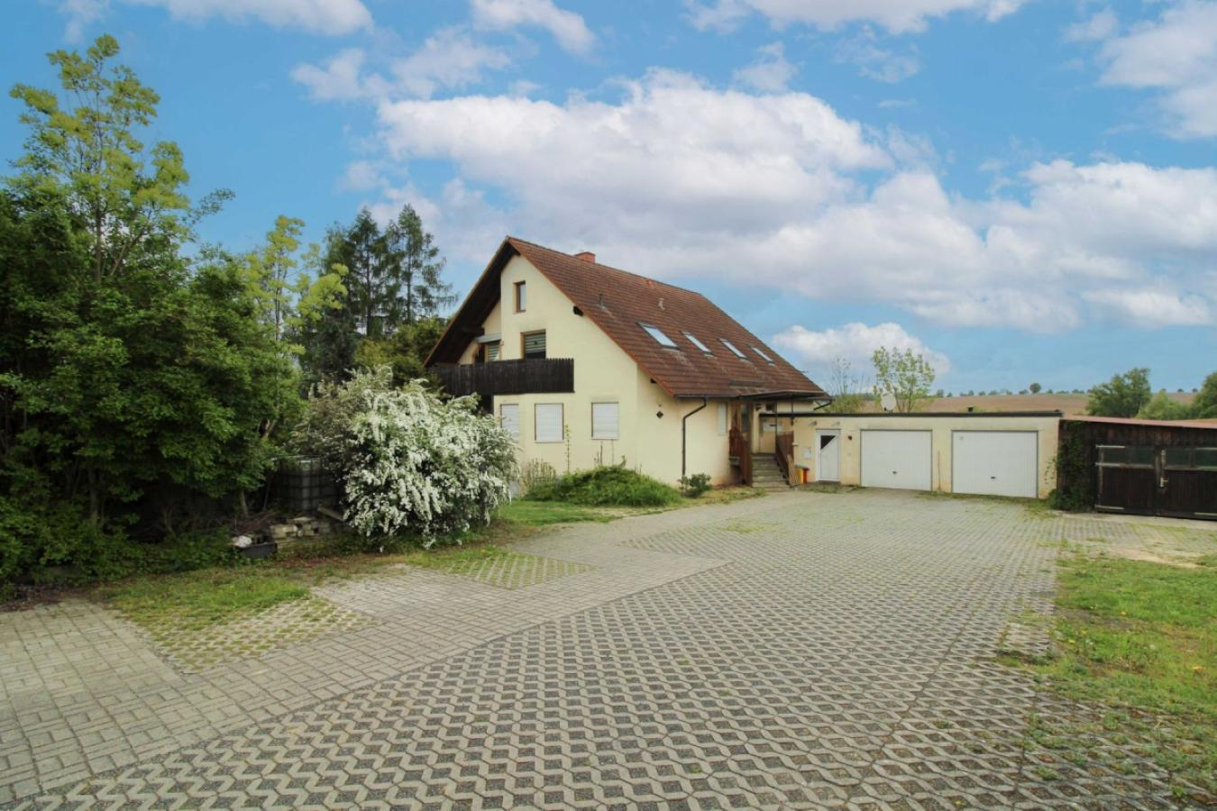 Hausansicht Hof