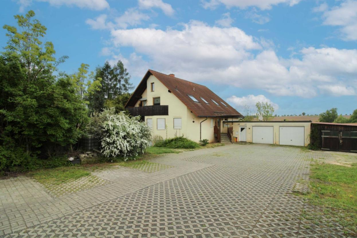 Hausansicht Hof