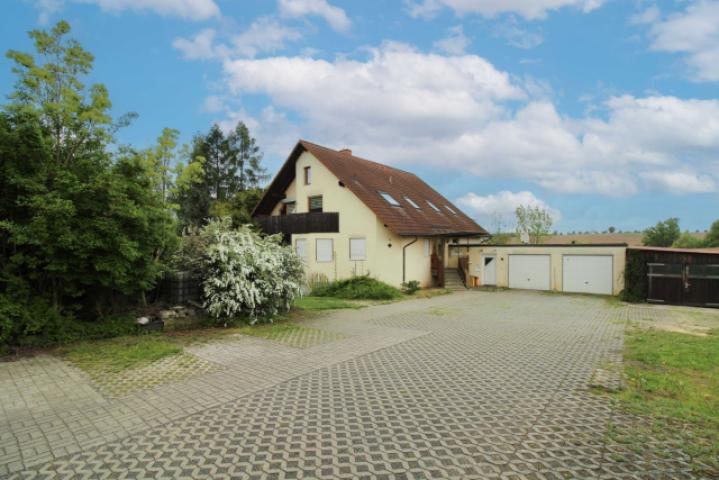 Hausansicht Hof