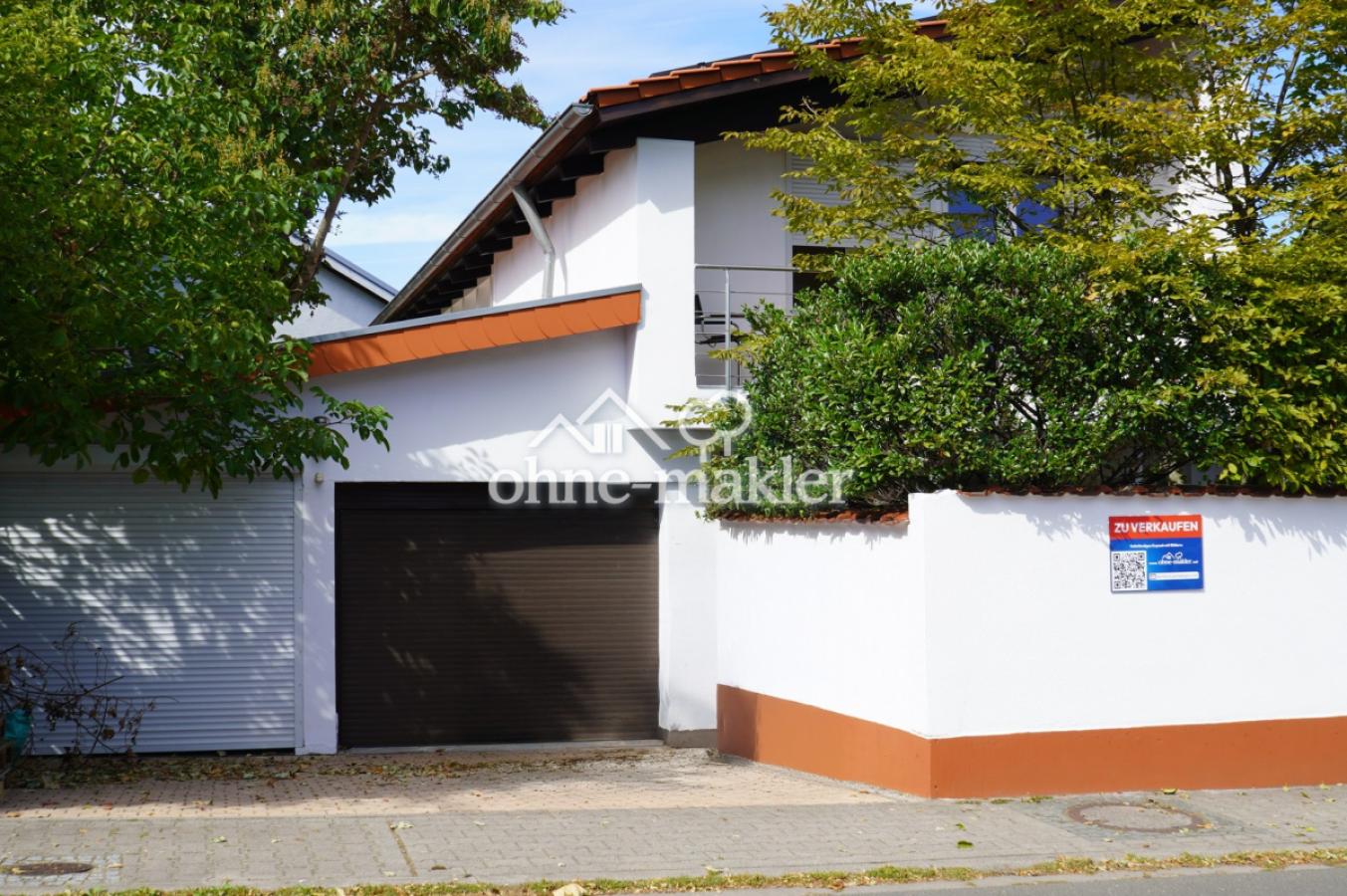 Einfahrt Doppelgarage