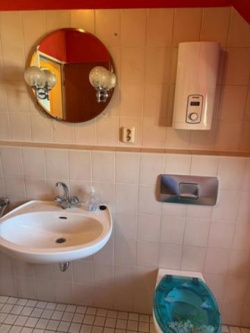 IB8-2 Badezimmer