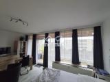 Fensterfront zum Balkon