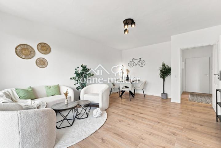 Wohnzimmer/Essbereich