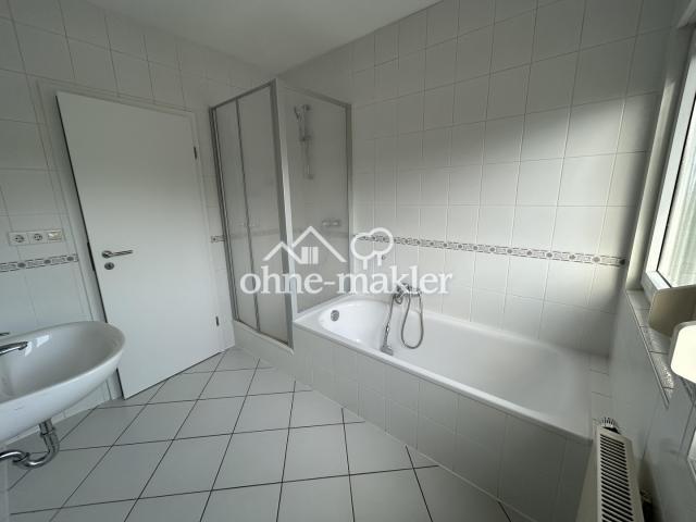 Dusche + Badewanne