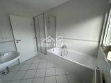 Dusche + Badewanne