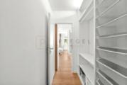 Ankleide zum Schlafzimmer