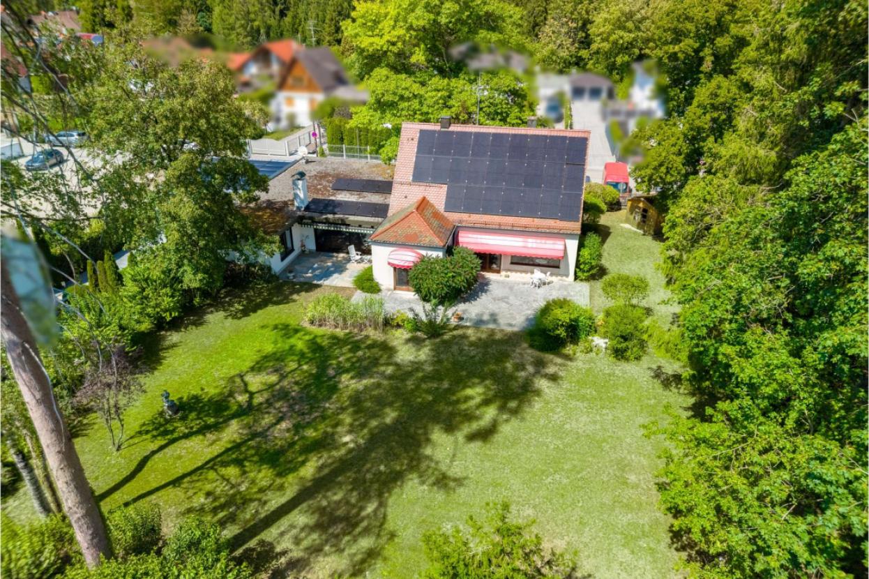 Grundstück komplett von Süden