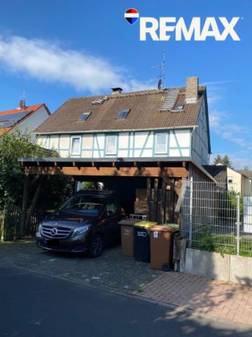 Carport und Rückansicht
