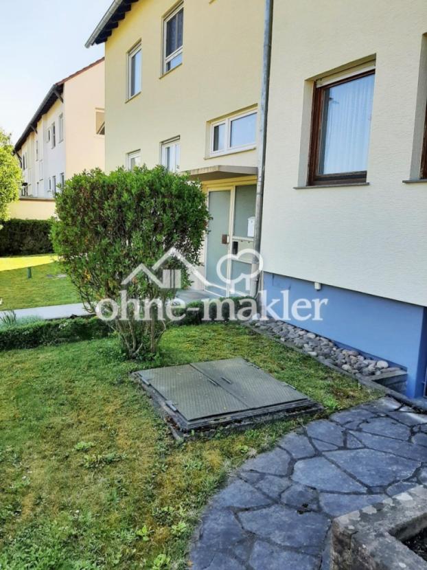 Vorgarten mit Ölschacht