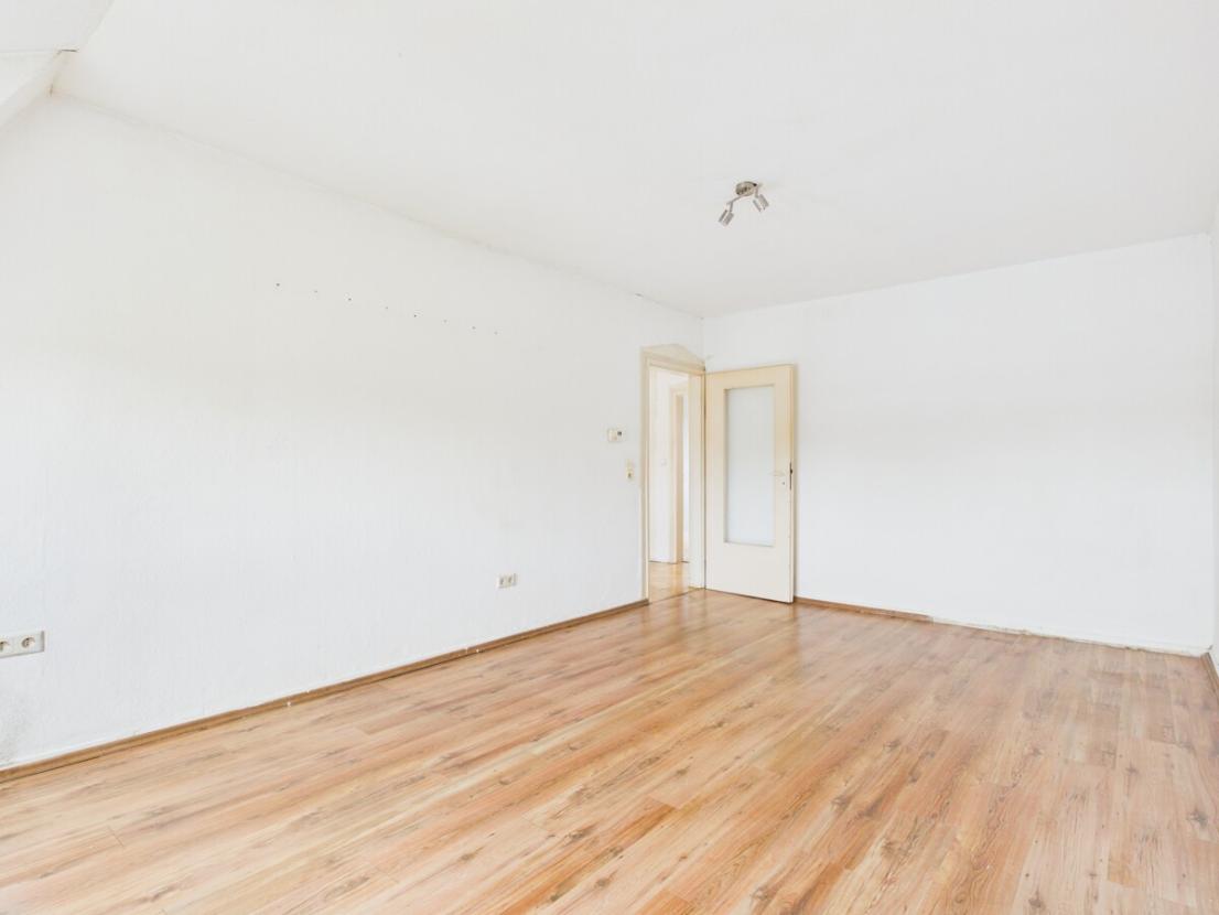 Schlafzimmer 2 Blick zur Tür