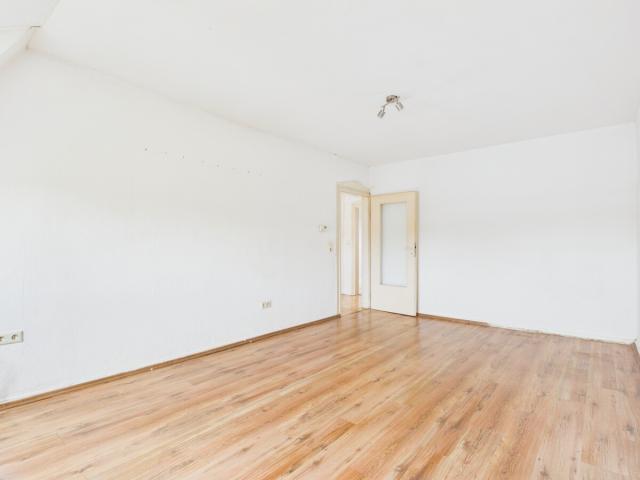 Schlafzimmer 2 Blick zur Tür