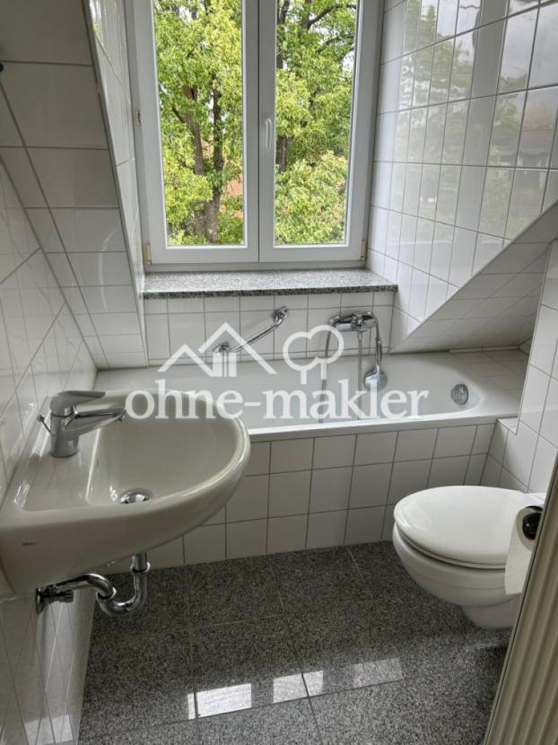 Bad mit Wanne