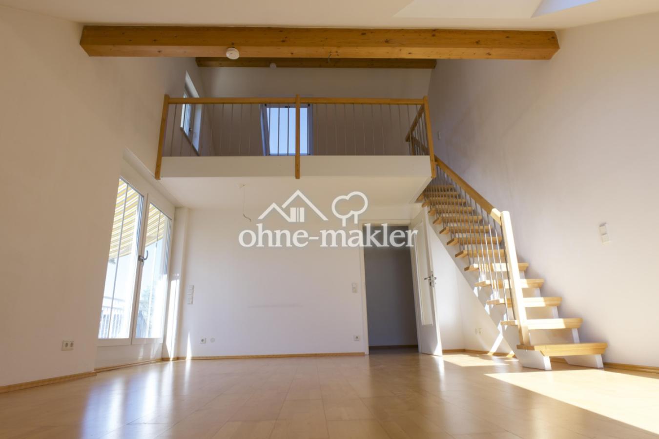 Wohnzimmer + Galerie