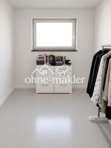 Ankleidezimmer EG