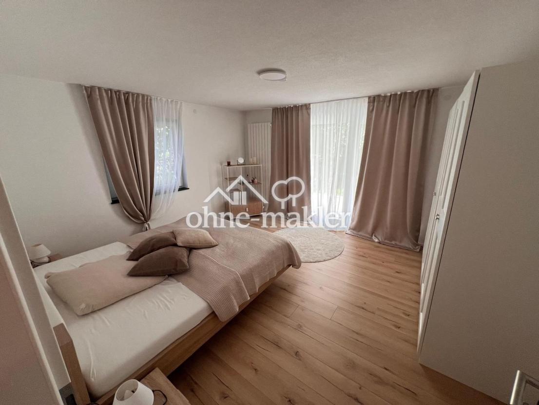 Schlafzimmer 1 UG