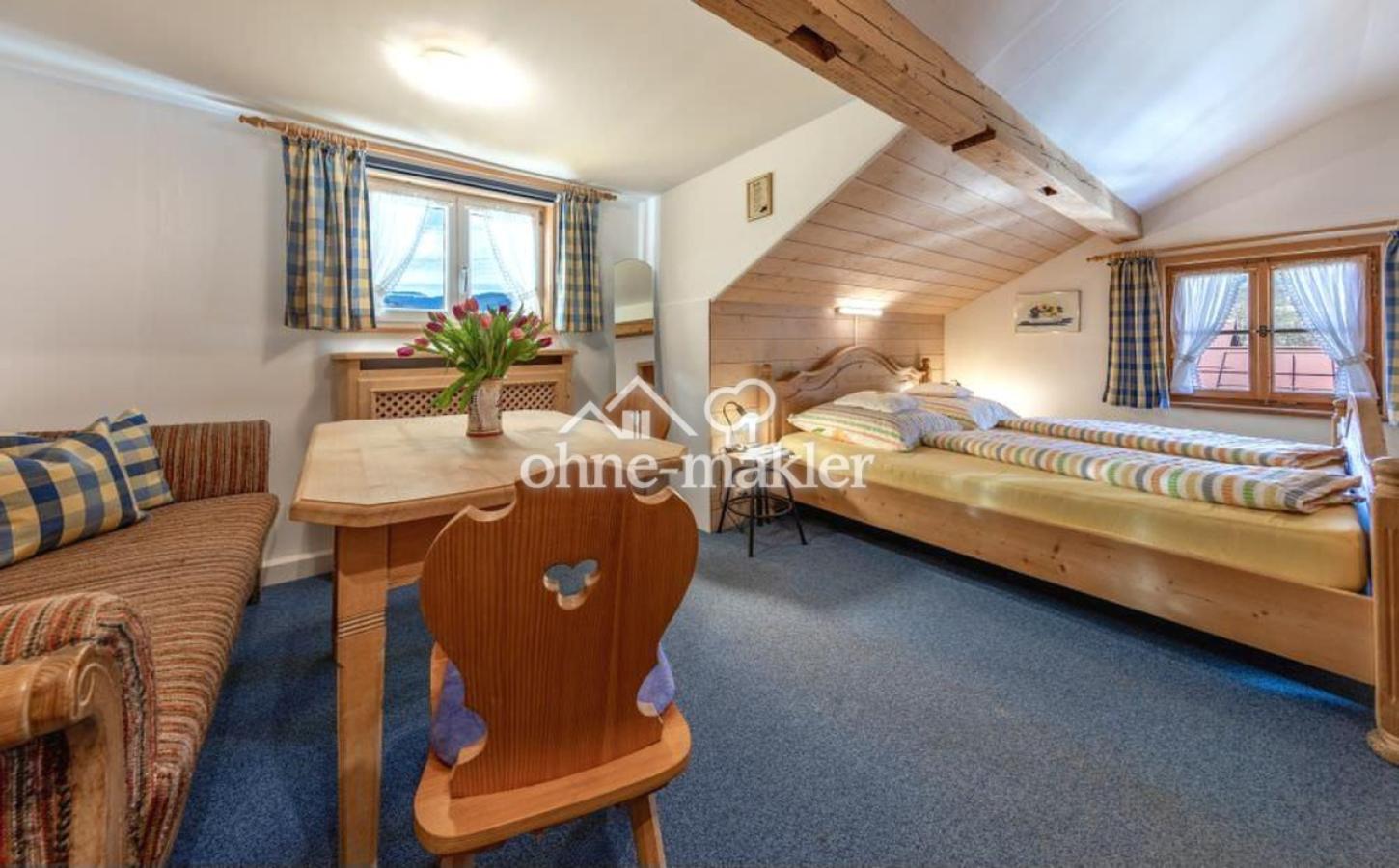 Wohn/Schlafzimmer