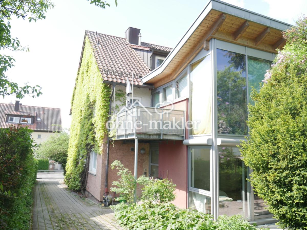Studio und Balkon
