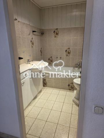 Bad mit Wanne