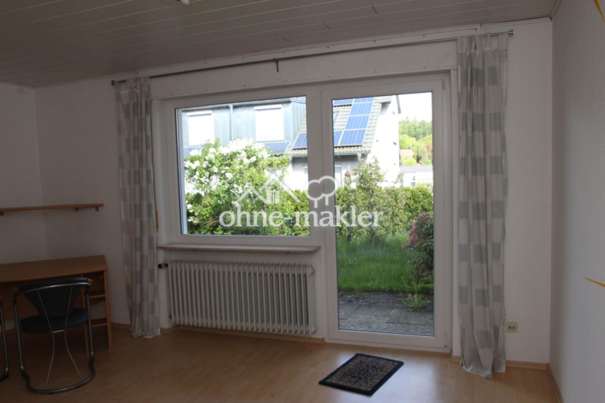 Wohnzimmer, Gartenblick