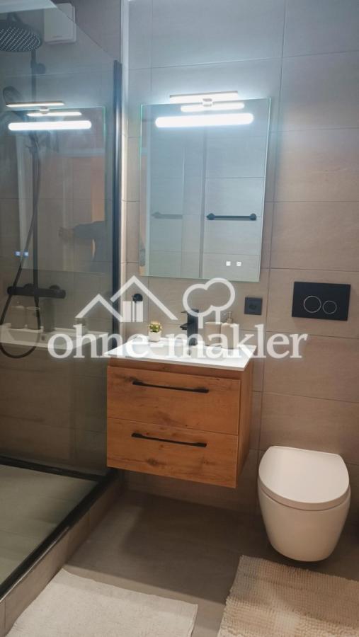 neu renoviertes Bad mit Dusche