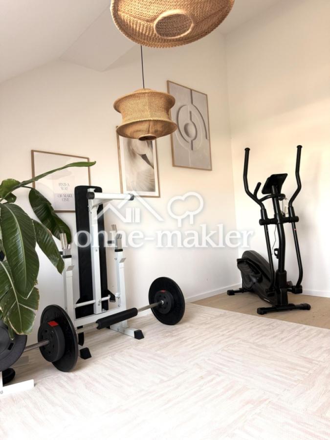 Fitness/ 2. Schlafzimmer