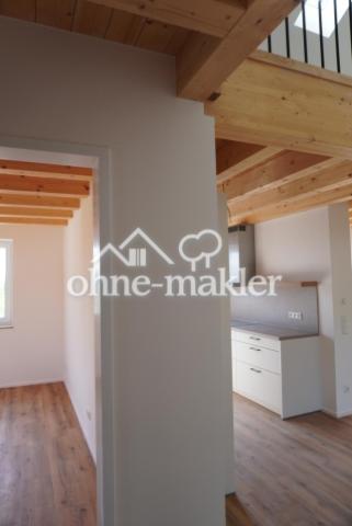 Zimmer 2 zu Zimmer 3 und Küche