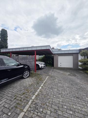 Garage, Carport + Stellplatz
