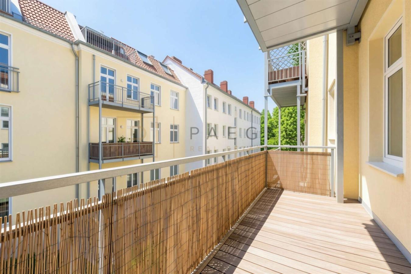 geräumiger Balkon, KI-gestützte Visualisierung