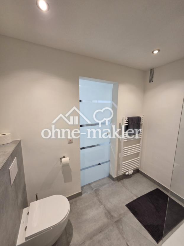 Badezimmer/Ankleidezimmer