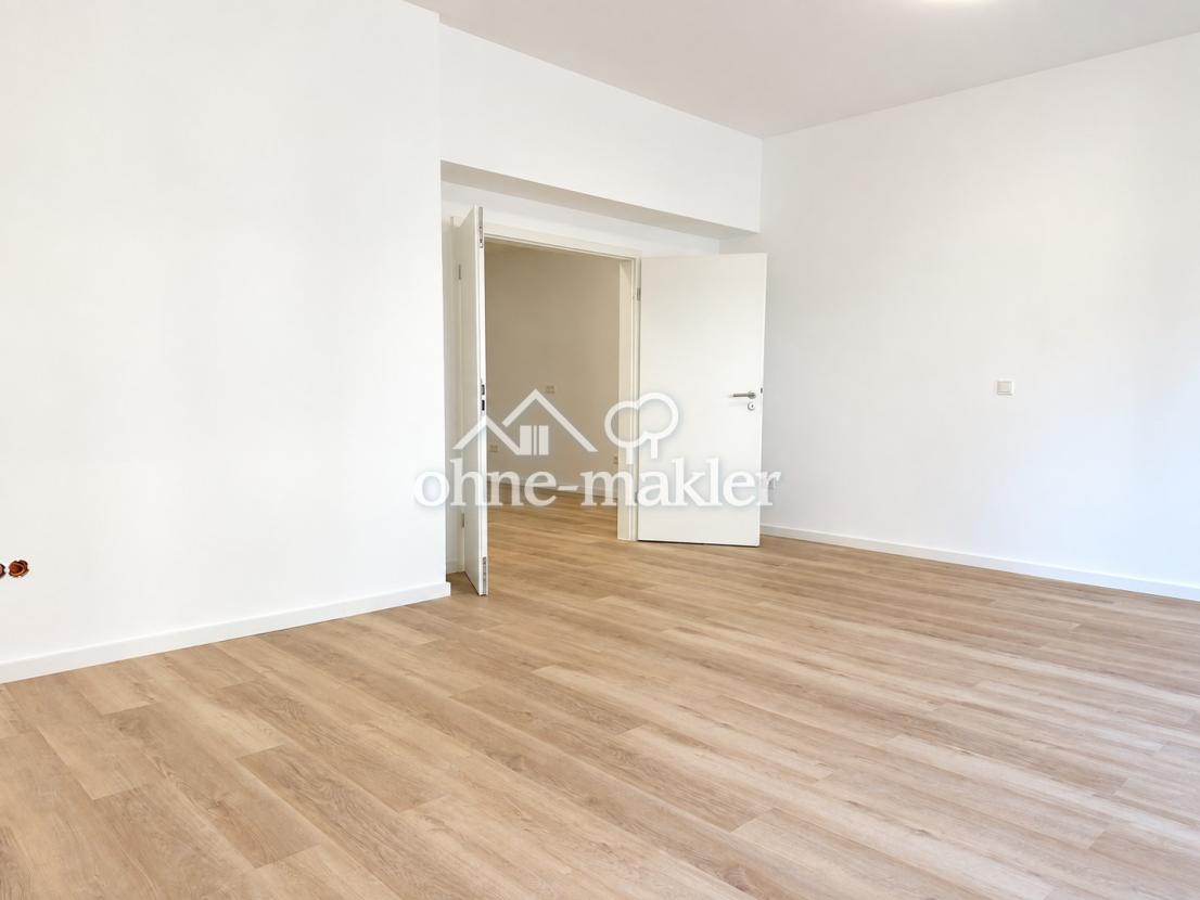 Wohnzimmer/Flügeltür