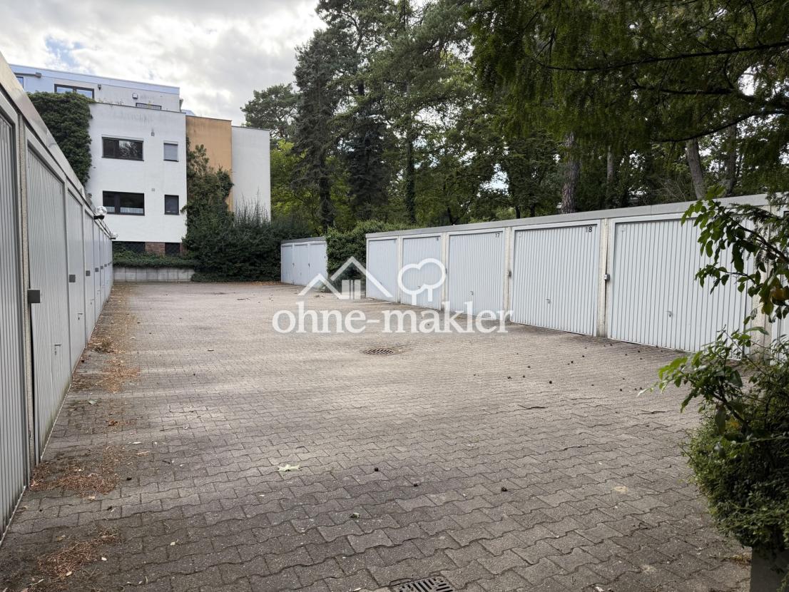 Garagen Parkplatz