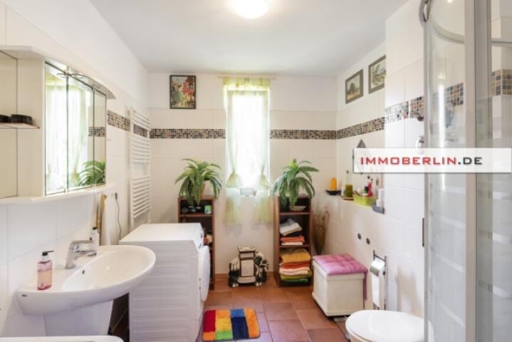 1.OG-8