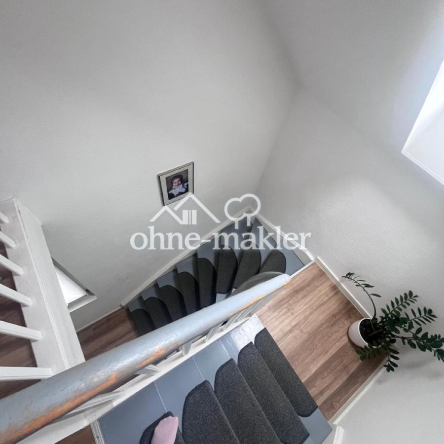 Treppe vom DG zum OG