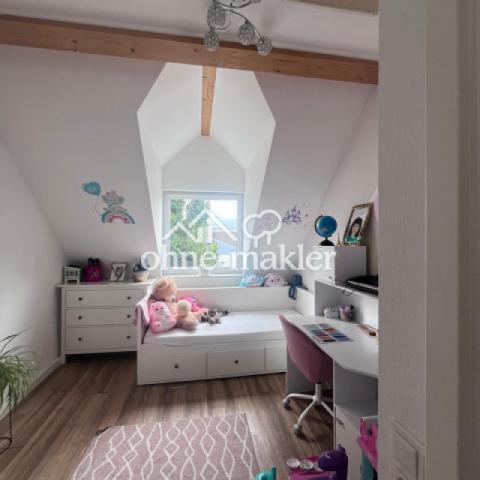 Schlafzimmer DG
