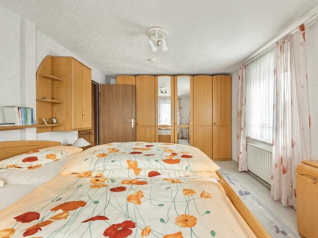 Wohnung 1. OG Schlafzimmer