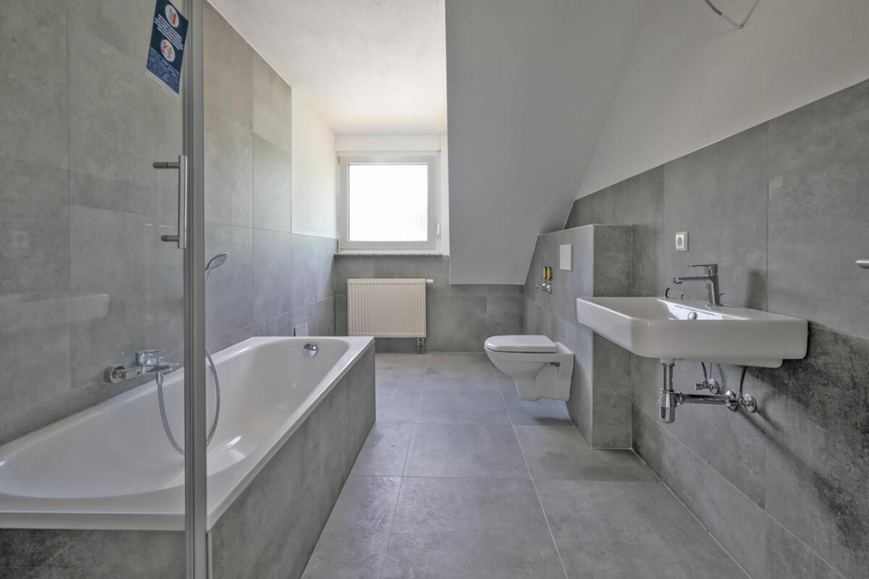 Badezimmer unmöbliert