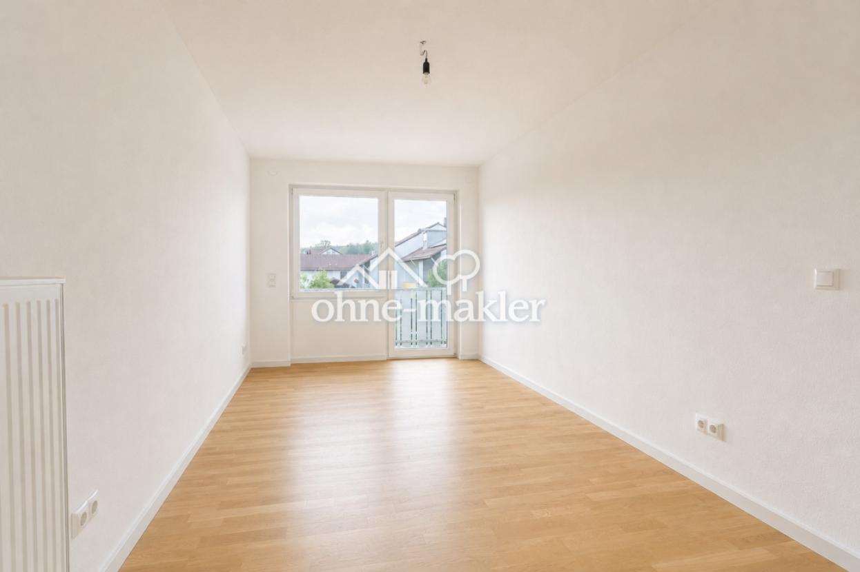 OG Kinderzimmer 1 leer