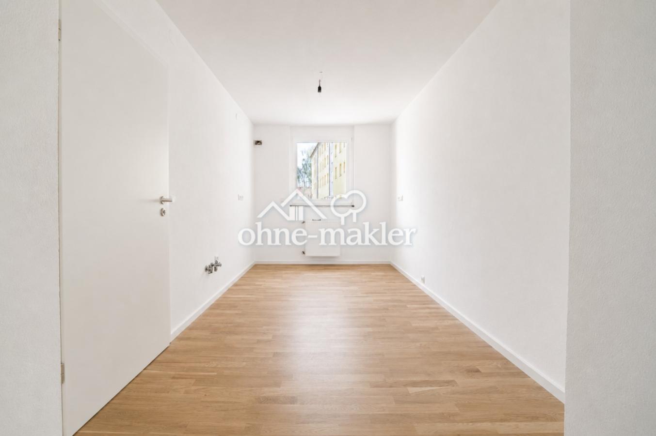 EG Küche leer