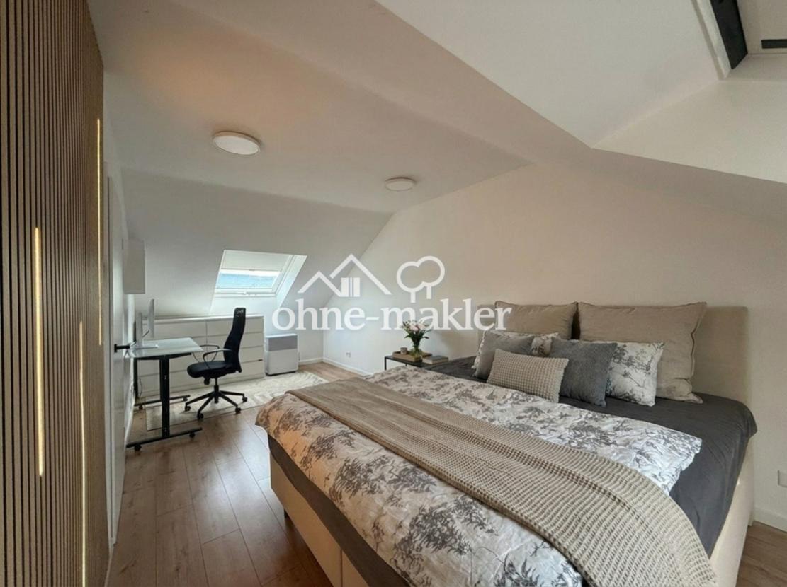 Schlafzimmer DG