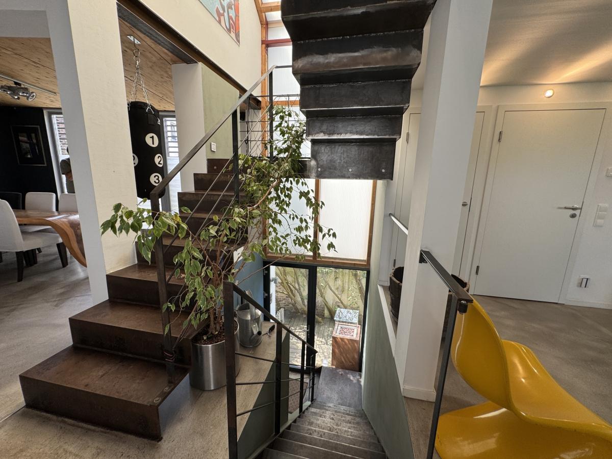 Treppen KI bearbeitet