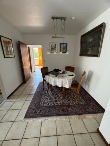 Wohnzimmer-Eßbereich1