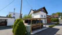 Haupteingang & Carport